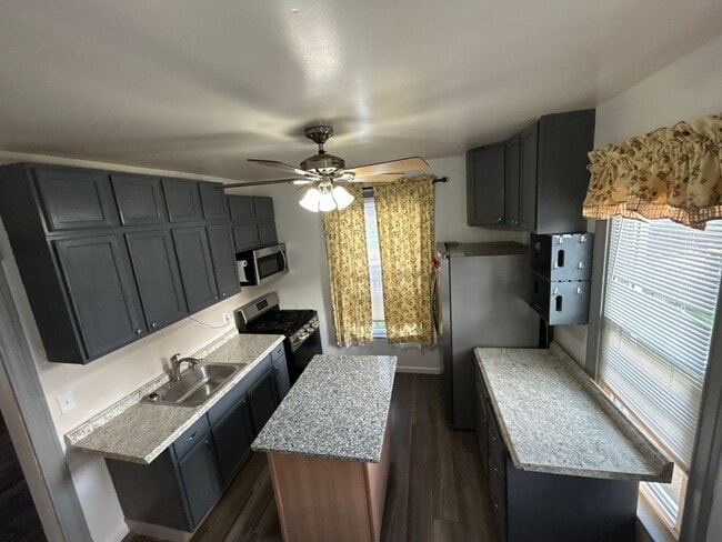 property at 714 W 13th St