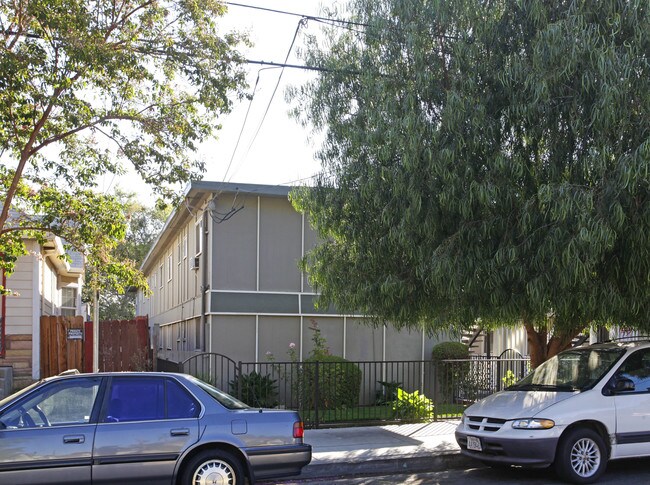 New Haven Apartments in San Jose, CA - Building Photo - Building Photo