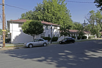 Dyson Apartments in Sacramento, CA - Building Photo - Building Photo