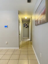 4410 N 40th St in Tampa, FL - Building Photo - Building Photo