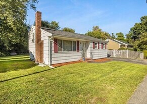 11 Boyden St in Brockton, MA - Building Photo