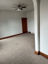 49 E Cherry St, Unit 49A in Palmyra, PA - Building Photo - Building Photo