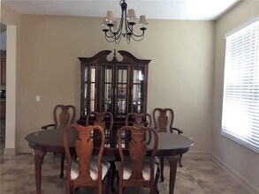 10040 Crystalline Ct in Orlando, FL - Building Photo - Building Photo