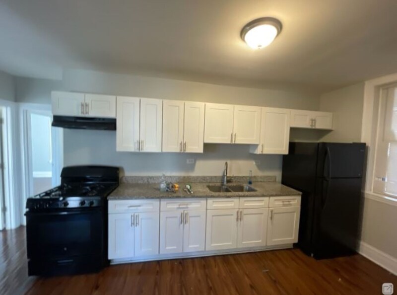 7312 S Stewart Ave in Chicago, IL - Building Photo