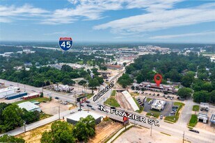 804 W Dallas St in Conroe, TX - Building Photo