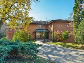 4401 Valley View Rd in Edina, MN - Building Photo