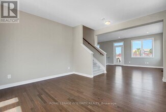 117 Ryan Reynolds Wy in Ottawa, ON - Building Photo - Building Photo