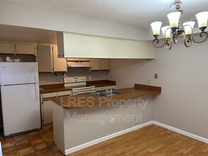 4562 Lighthouse Cir in Orlando, FL - Building Photo - Building Photo