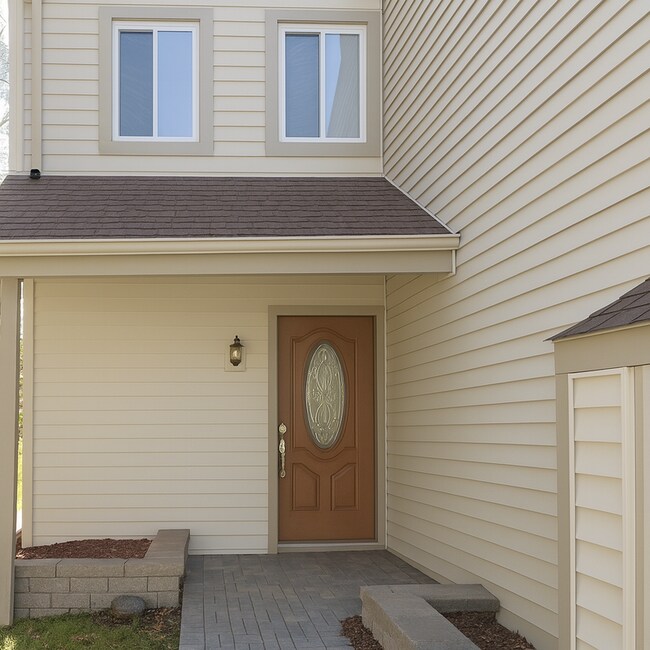 148 Country Club Dr in Florida, NY - Building Photo - Building Photo