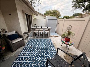 3064 S Oakland Forest Dr in Oakland Park, FL - Building Photo - Building Photo