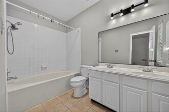 18407 Maple Mill Dr in Cypress, TX - Building Photo - Building Photo