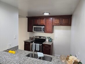 1541 E Quincy Ave in Orange, CA - Building Photo - Building Photo