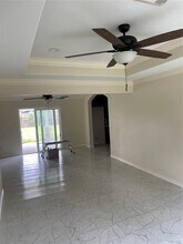 4707 Knottynold Ln in Houston, TX - Building Photo - Building Photo