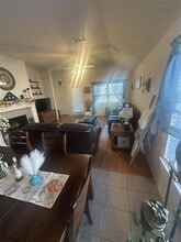 715 W Milton Dr in Arlington, TX - Building Photo - Building Photo