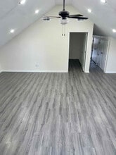 404 E 18th St, Unit C in Hopkinsville, KY - Building Photo - Building Photo