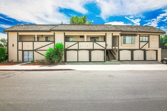 5170 Columbus Ave in Sherman Oaks, CA - Building Photo - Building Photo