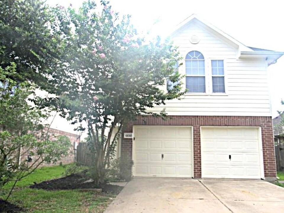 6630 Rusty Ridge Ln in Katy, TX - Building Photo