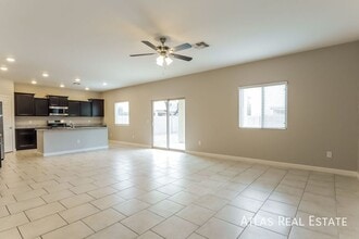 12102 E Metz Dr in Vail, AZ - Building Photo - Building Photo