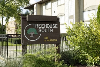 Treehouse South Apartments in East Lansing, MI - Building Photo - Other