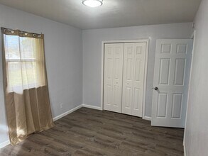 3220 N 54th St-Unit -3220 in Kansas City, KS - Building Photo - Building Photo