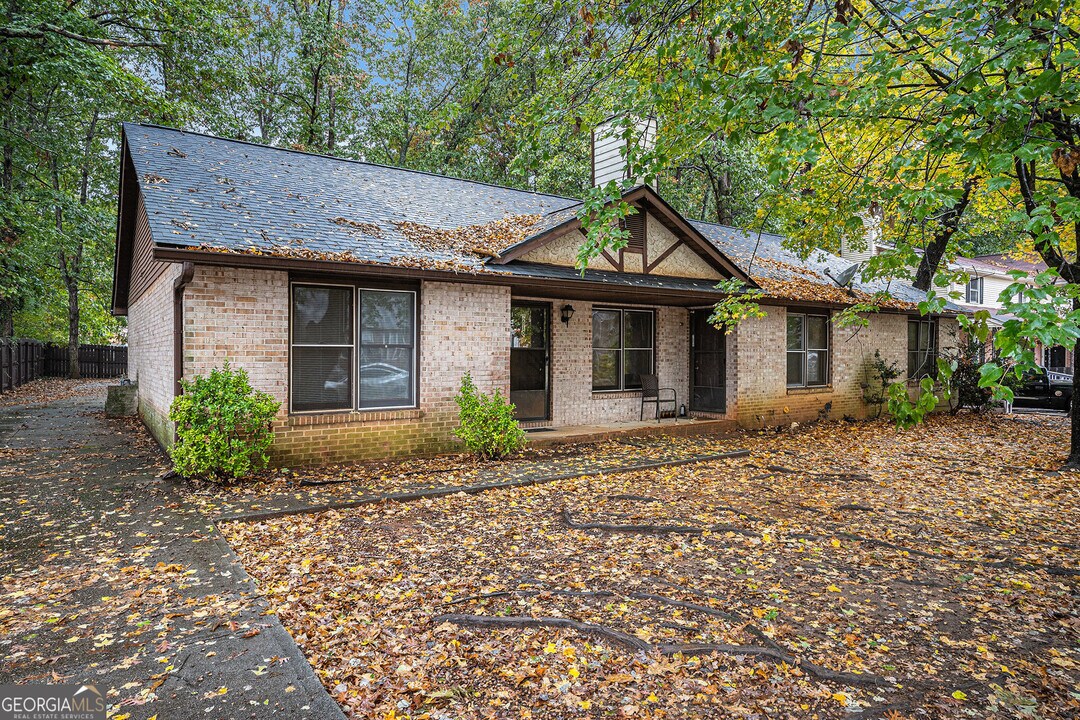 2610 Golfview Terrace SE in Conyers, GA - Building Photo