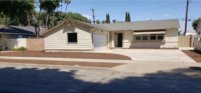 property at 302 N Ventura St