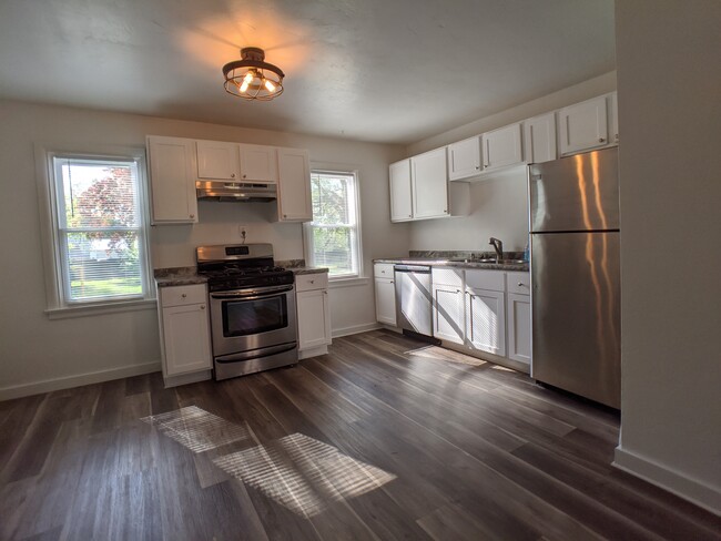 property at 1315 S Norwood Ave
