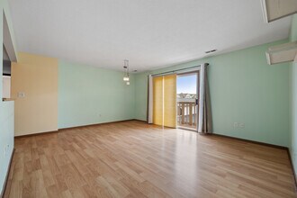 2291 Bicentennial Ave in Crest Hill, IL - Building Photo - Building Photo