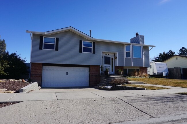 property at 6301 Sternwood Dr