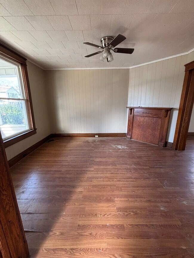 1105 Pollock Ave in New Castle, PA - Building Photo - Building Photo