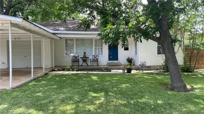 1509 Vine St in Georgetown, TX - Building Photo - Building Photo