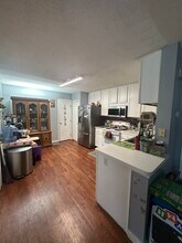 13196 Spencer Sweet Pea Ln in Eden Prairie, MN - Building Photo - Building Photo