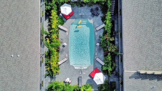 property at 1410 Hyde Park Blvd