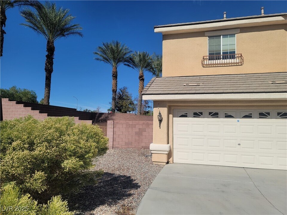 4798 Luna Ridge Ct in Las Vegas, NV - Building Photo