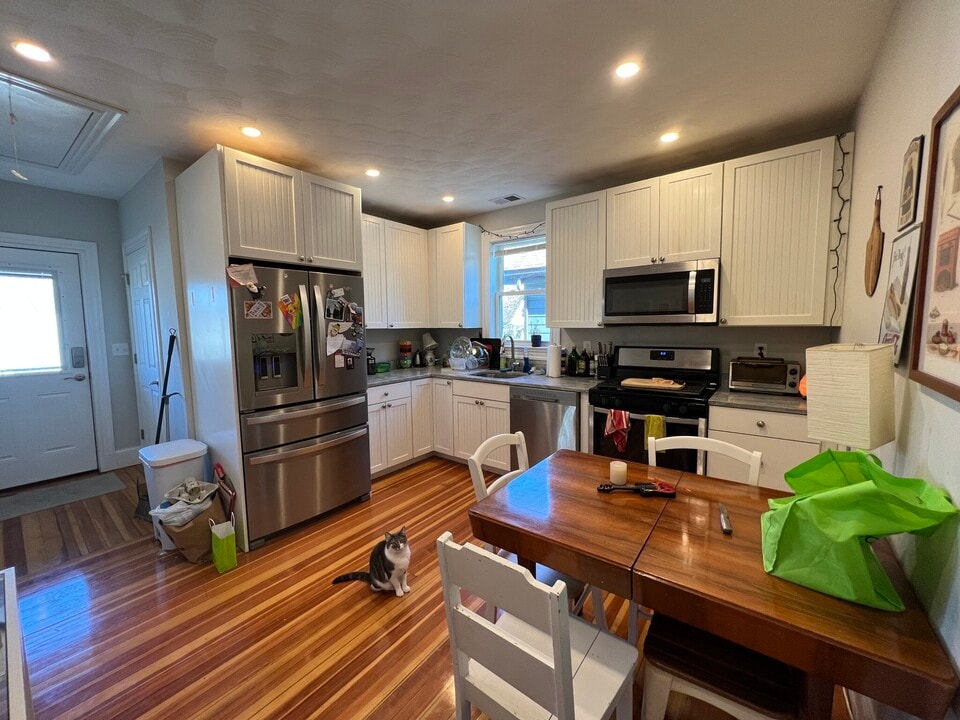 307 Highland Ave in Somerville, MA - Foto de edificio