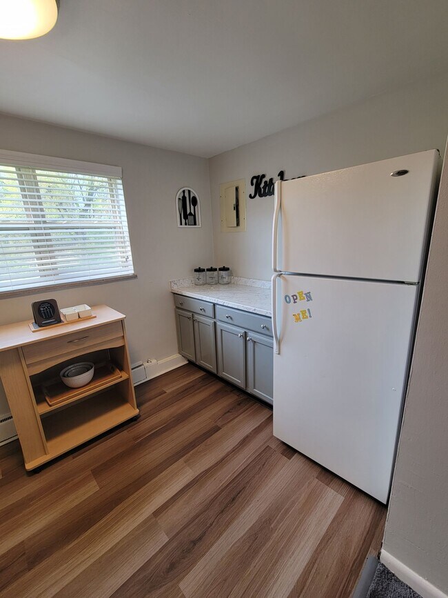 Cloverleaf Village Apartments in Pittsburgh, PA - Building Photo - Building Photo