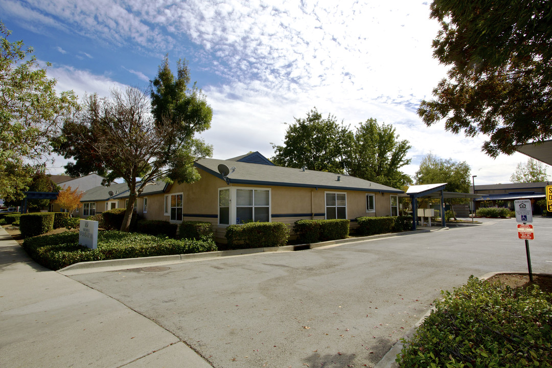 Villa Esperanza in Gilroy, CA - Building Photo