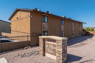 La Buena Vida in Phoenix, AZ - Foto de edificio - Building Photo