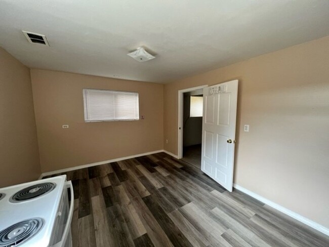 147 Kornegay Ct in Cheyenne, WY - Foto de edificio - Building Photo