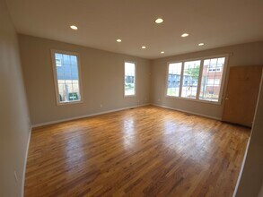283 E 12th Ave in Columbus, OH - Building Photo - Building Photo