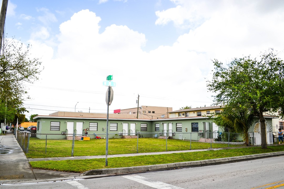 Central Palms Apartments II in Hialeah, FL - Building Photo