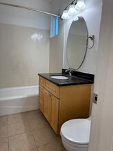 1771 Meridian Ave in San Jose, CA - Foto de edificio - Building Photo