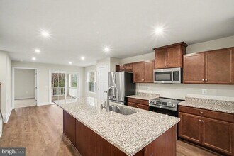 8901 Blackthorne Pl in Fredericksburg, VA - Building Photo - Building Photo