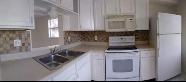 4627 Alma St, Unit 4627