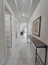 6839 Saona CT in Naples, FL - Foto de edificio - Building Photo