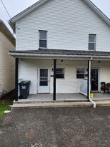 420 Hudson St in Forest City, PA - Building Photo