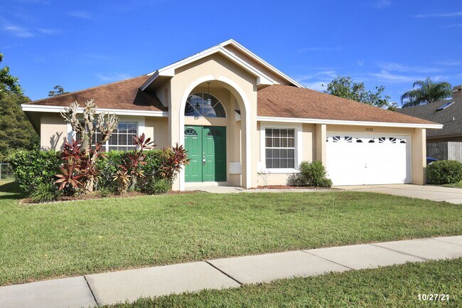 1933 Gamboge Dr in Orlando, FL - Building Photo - Building Photo