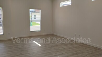 1100 Indiana Ave in Bentonville, AR - Building Photo - Building Photo