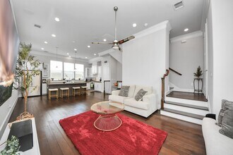 9614 Riddlewood Ln in Houston, TX - Building Photo - Building Photo