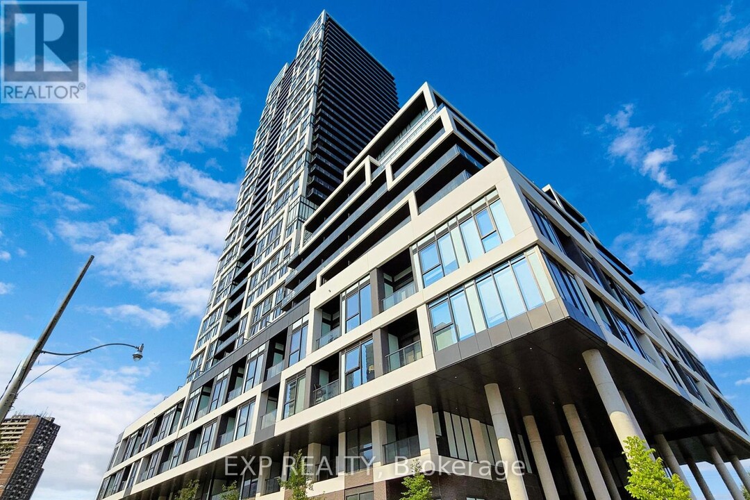 5-505 Defries St in Toronto, ON - Building Photo